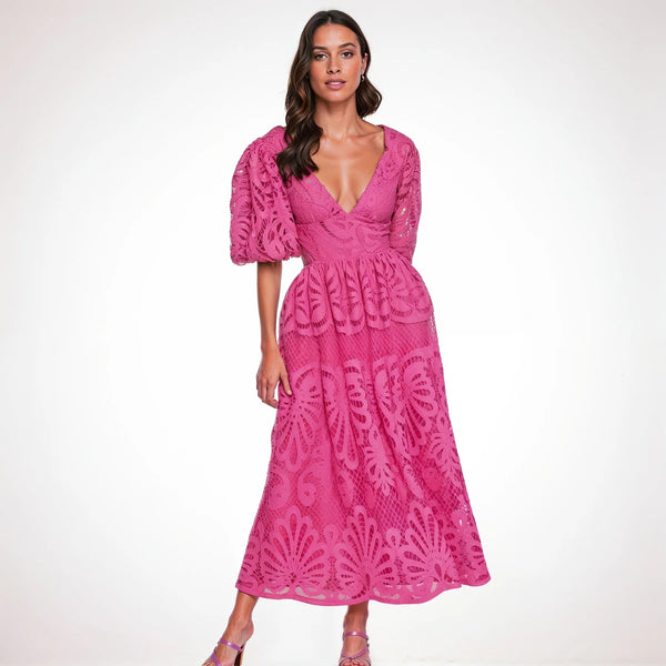 Damen Spitzenkleid in Midi-Länge